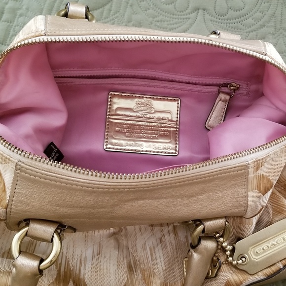 Coach Satchel - Picture 3 of 5